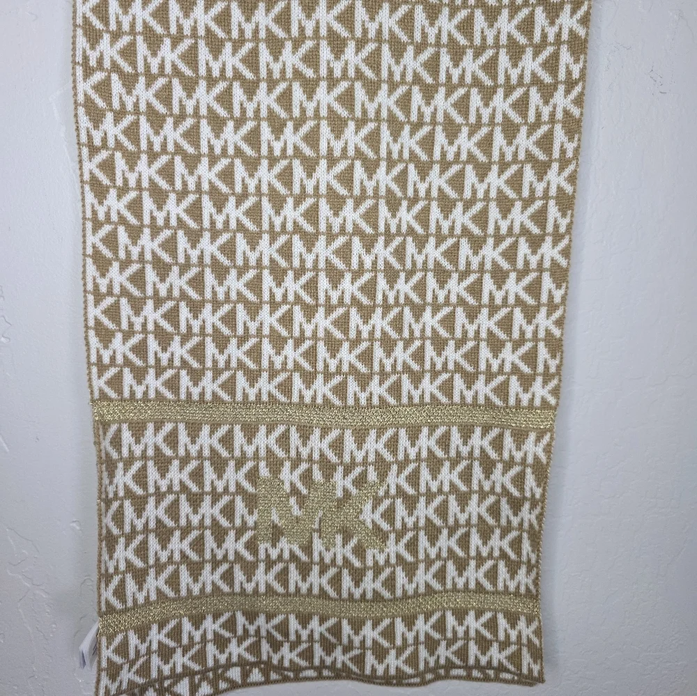 Michael Kors Women's Scarf & Wrap MK Signature Metallic